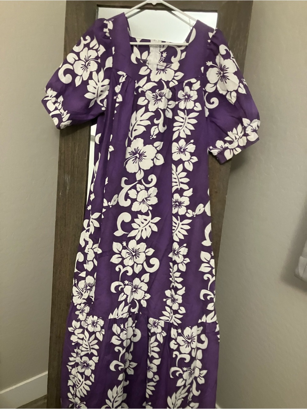Royal Creations Hawaiian Dress Mumu Purple White Sz S  $75